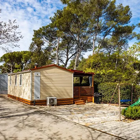 Mobile Homes 'jakov', Camp Soline 4*