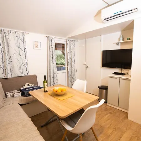 Mobile Homes 'jakov', Camp Soline Biograd Na Moru