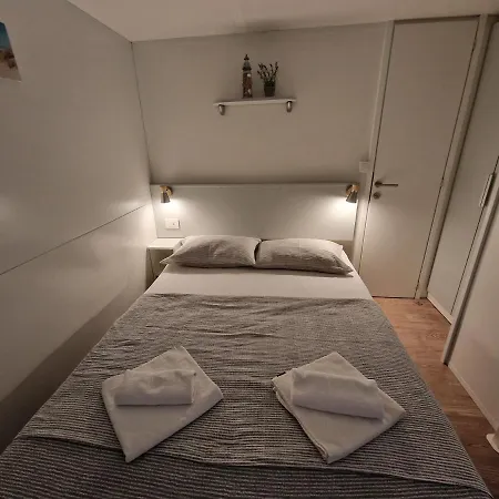 Holiday park Mobile Homes 'jakov', Camp Soline 4*