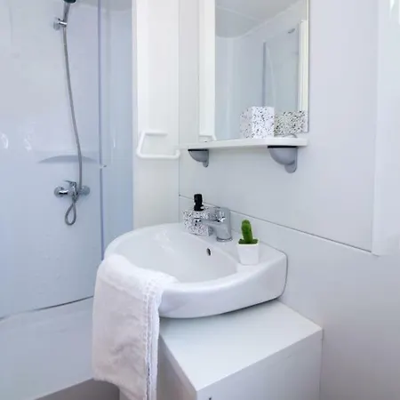 Mobile Homes 'jakov', Camp Soline 4*